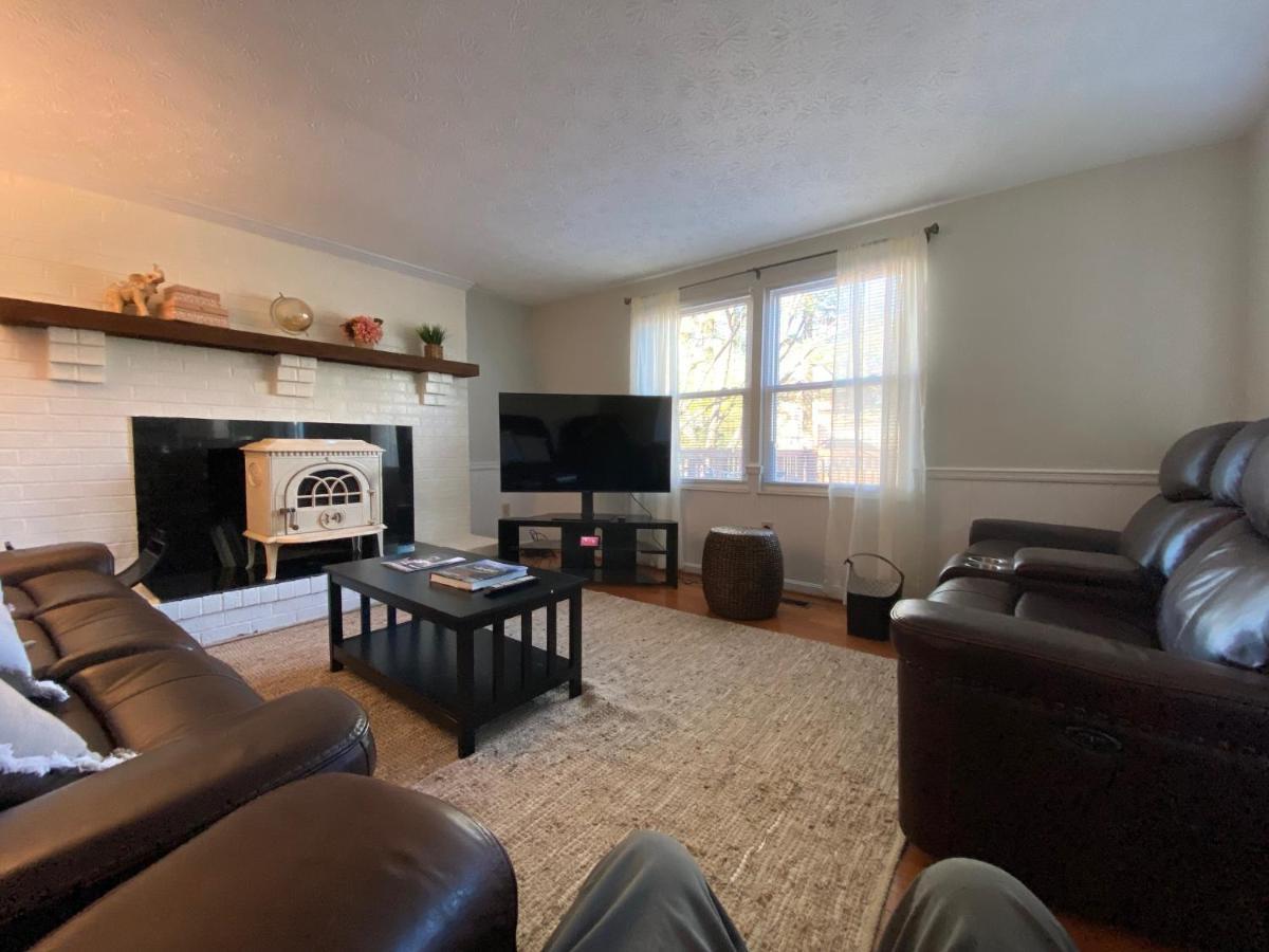 Upgraded, Beautiful 4 Bd Colonial In سيلفر سبرينغ المظهر الخارجي الصورة